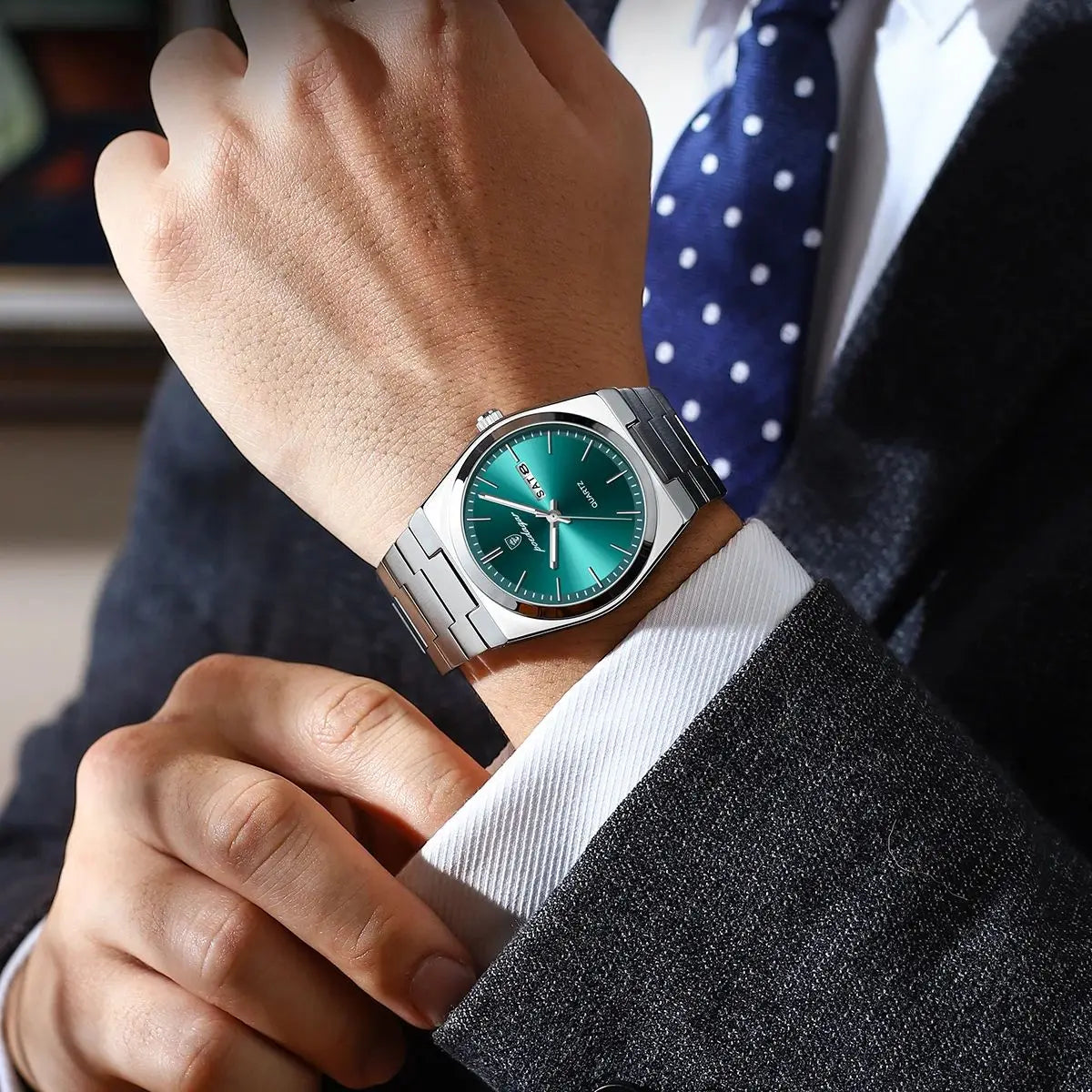 YEVKOV Empire™ Luxury Steel Watch — Billionaire Edition

Discover the elegance of power and precision.
The YEVKOV Empire™ Billionaire Watch combines timeless design with elite craftsmanship — made f